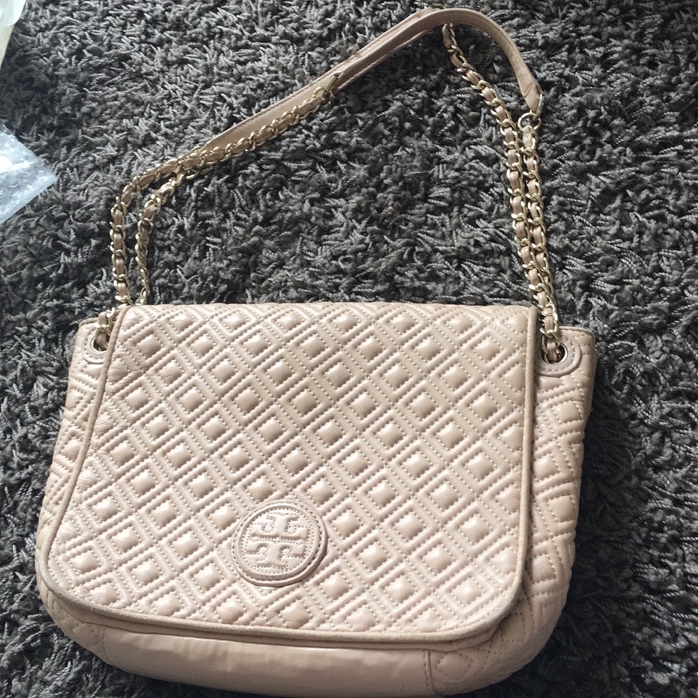 Tory burch aling bag